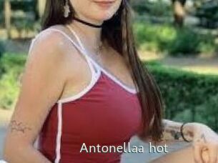 Antonellaa_hot