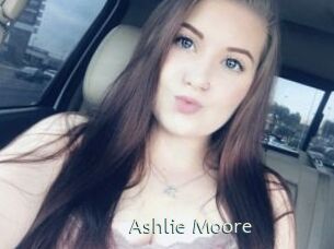 Ashlie_Moore