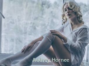 Audrey_Hornee