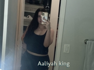 aaliyah_king 1 grosse chatte poilue