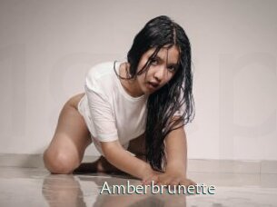 Amberbrunette