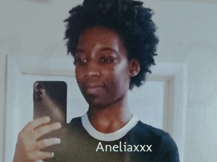 Aneliaxxx