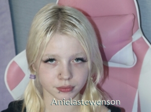 anielastewenson 1 grosse chatte poilue