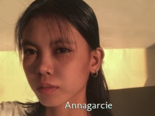 annagarcie 1 grosse chatte poilue
