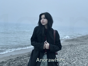Anorawhite