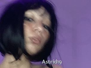 astrid19 1 grosse chatte poilue