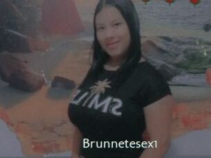 Brunnetesex1