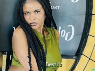 bestlia 1 grosse chatte poilue