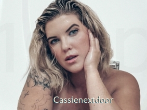 Cassienextdoor