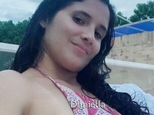 Dnniella