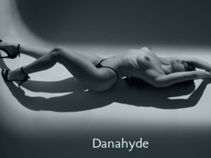 danahyde 1 grosse chatte poilue