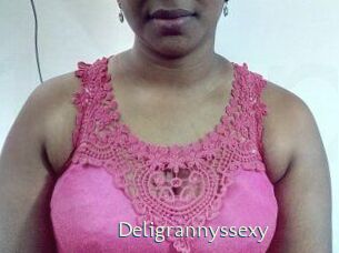 deligrannyssexy 1 grosse chatte poilue