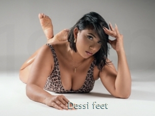 Dessi_feet