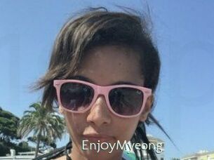 Enj0yMyeong