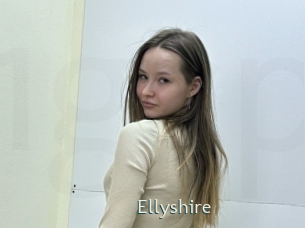 ellyshire 1 grosse chatte poilue
