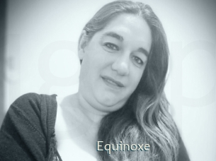 equinoxe 1 grosse chatte poilue