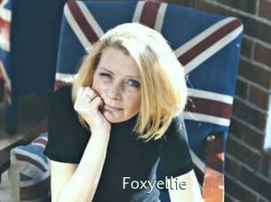 Foxyellie