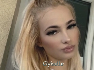 gyiselle 1 grosse chatte poilue