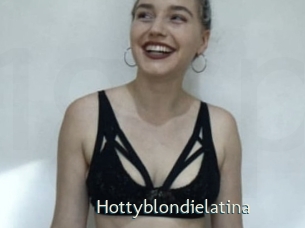 Hottyblondielatina