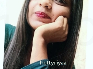 hottyriyaa 1 grosse chatte poilue