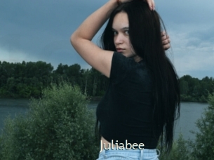 Juliabee