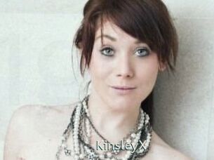 KinsleyX 1 grosse chatte poilue