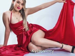 kyliewiney 1 grosse chatte poilue
