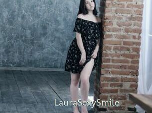 LauraSexySmile