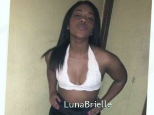 Luna_Brielle