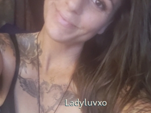 ladyluvxo 1 grosse chatte poilue