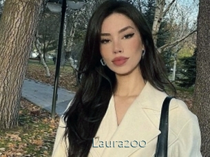 Laura200