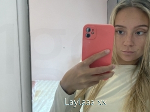 laylaaa_xx 1 grosse chatte poilue