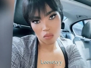 leesexyy 1 grosse chatte poilue