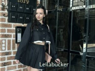 leilabucker 1 grosse chatte poilue