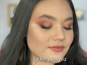 Lickmykitty02