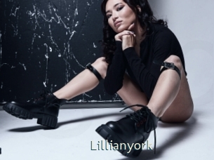 lillianyork 1 grosse chatte poilue