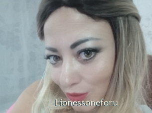 lionessoneforu 1 grosse chatte poilue