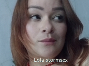 Lola_stormsex