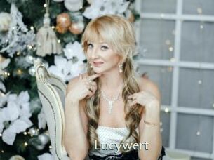 lucywert 1 grosse chatte poilue