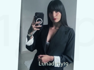 Lunadirty19