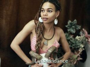 Lunaevidance