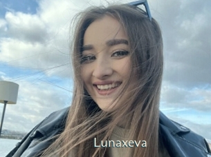 Lunaxeva