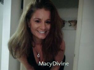 Macy_Divine