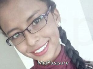 Mia_Pleasure