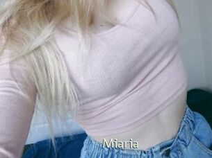 Miaria 1 grosse chatte poilue
