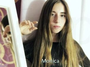 Monica_