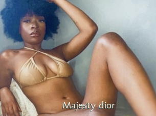 Majesty_dior
