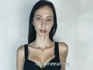 Maxineearney