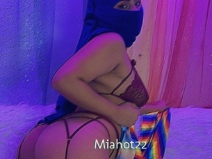 Miahot22