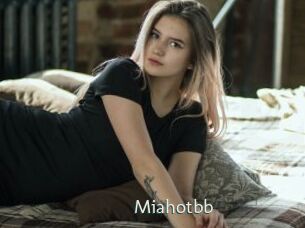 Miahotbb